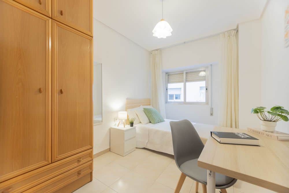 Room in Valencia