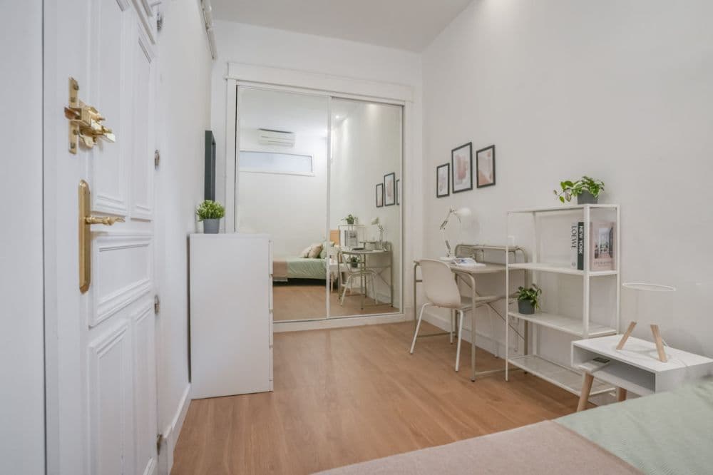 Stanza privata a Madrid photo 4