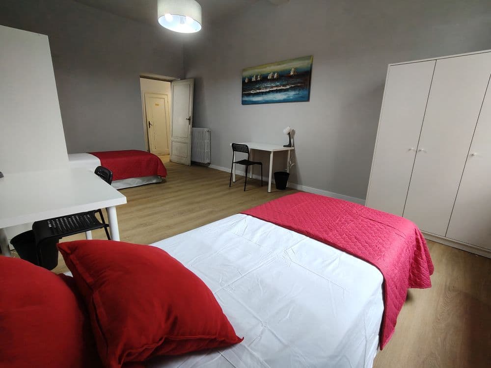 Shared room in Florence