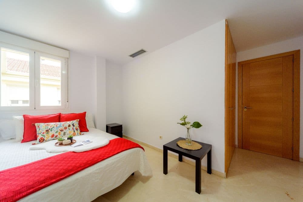 Private room in Madrid photo 2