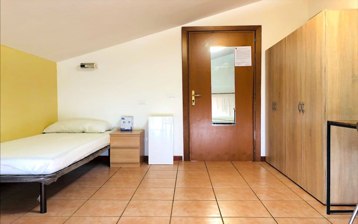 Stanza condivisa a Roma