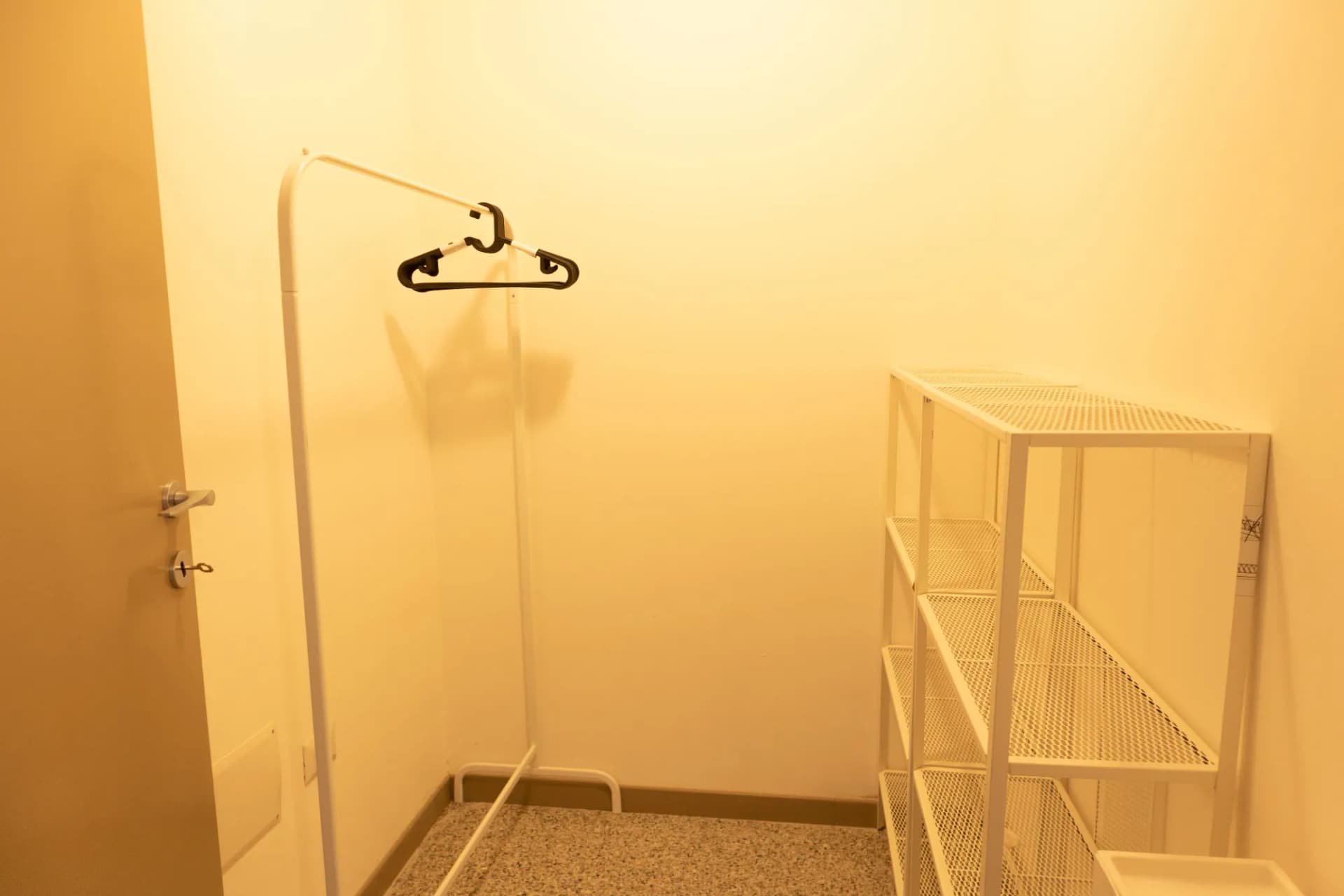 Room 84