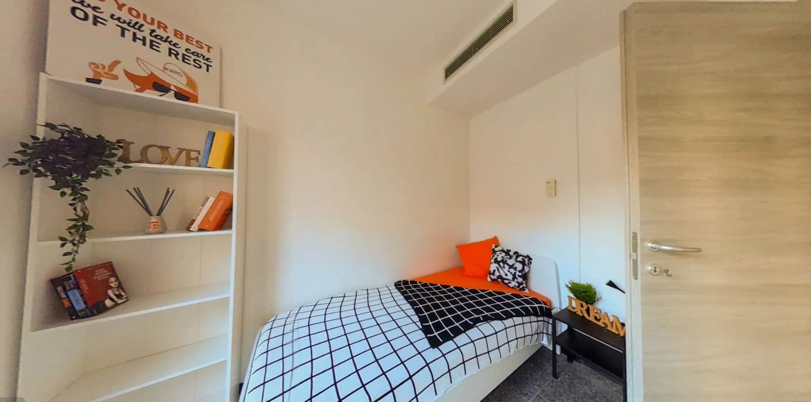Room in Cagliari