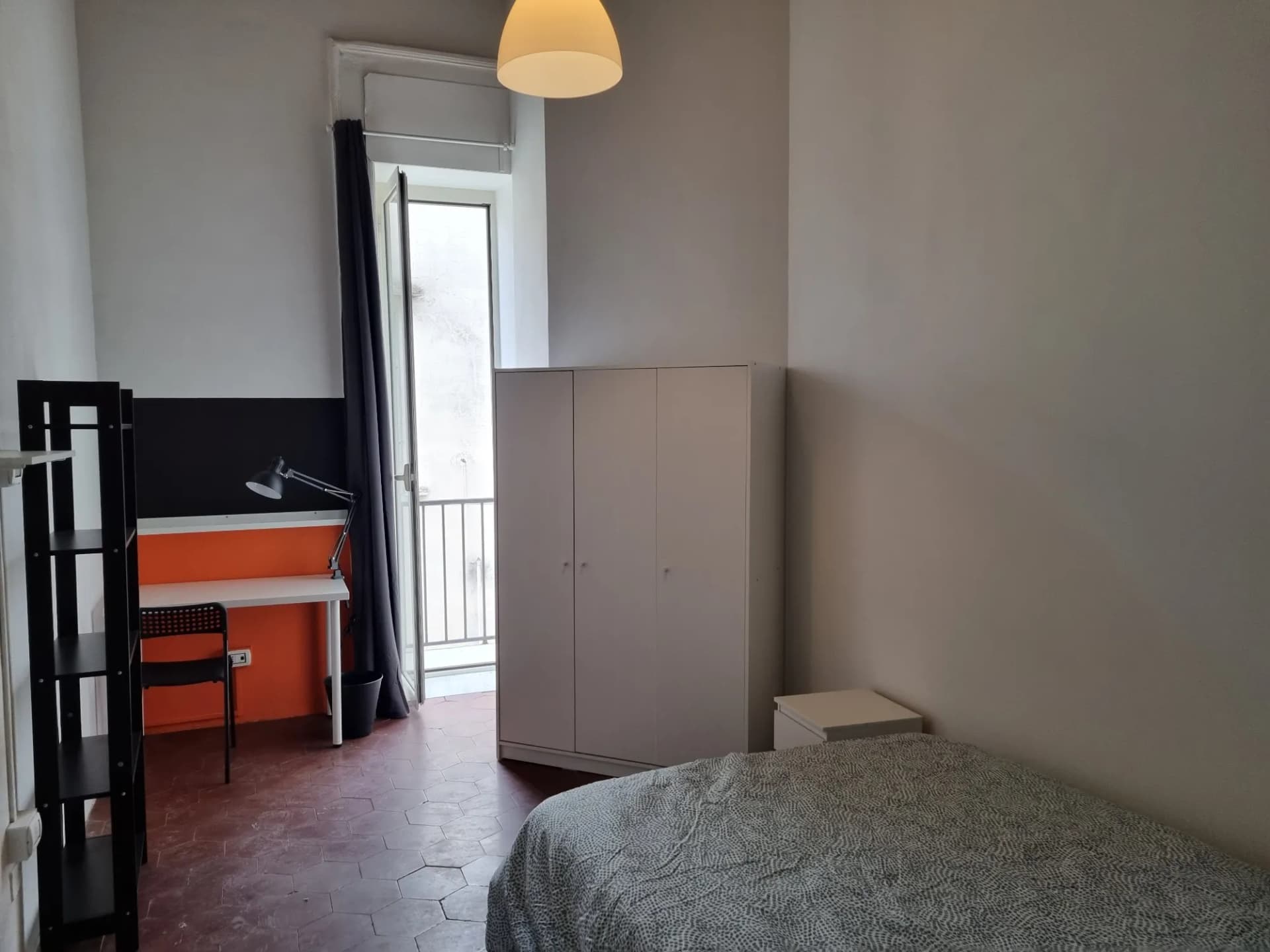 Stanza privata a Naples