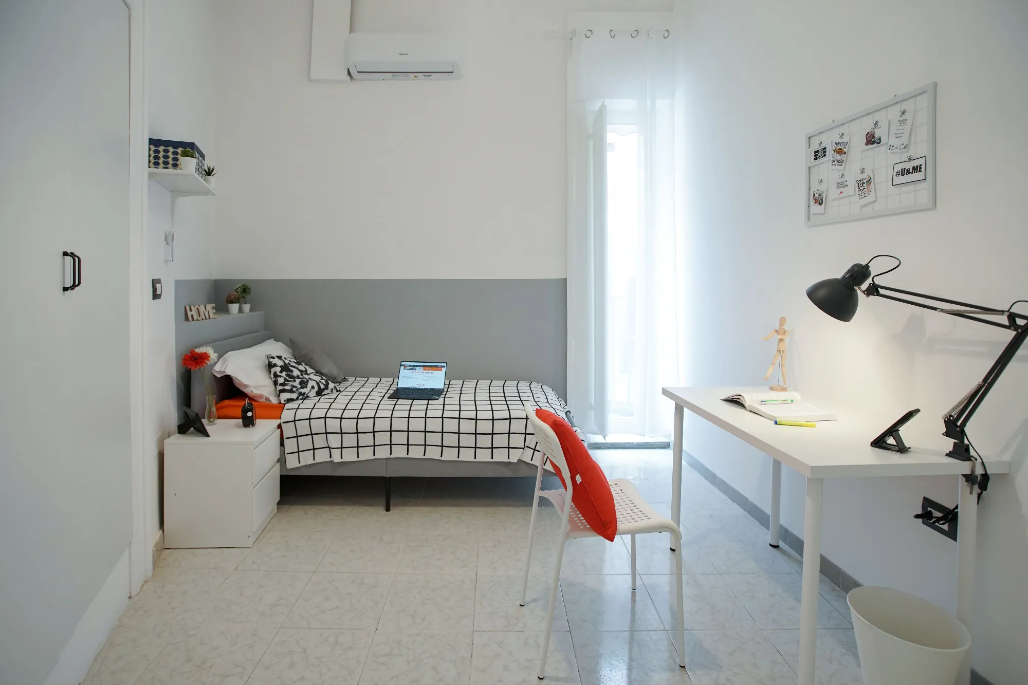 Stanza privata a Naples